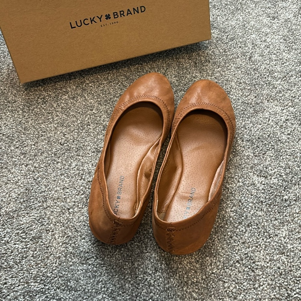 Lucky Brand Leather Emmie Ballet Flats in Bourbon